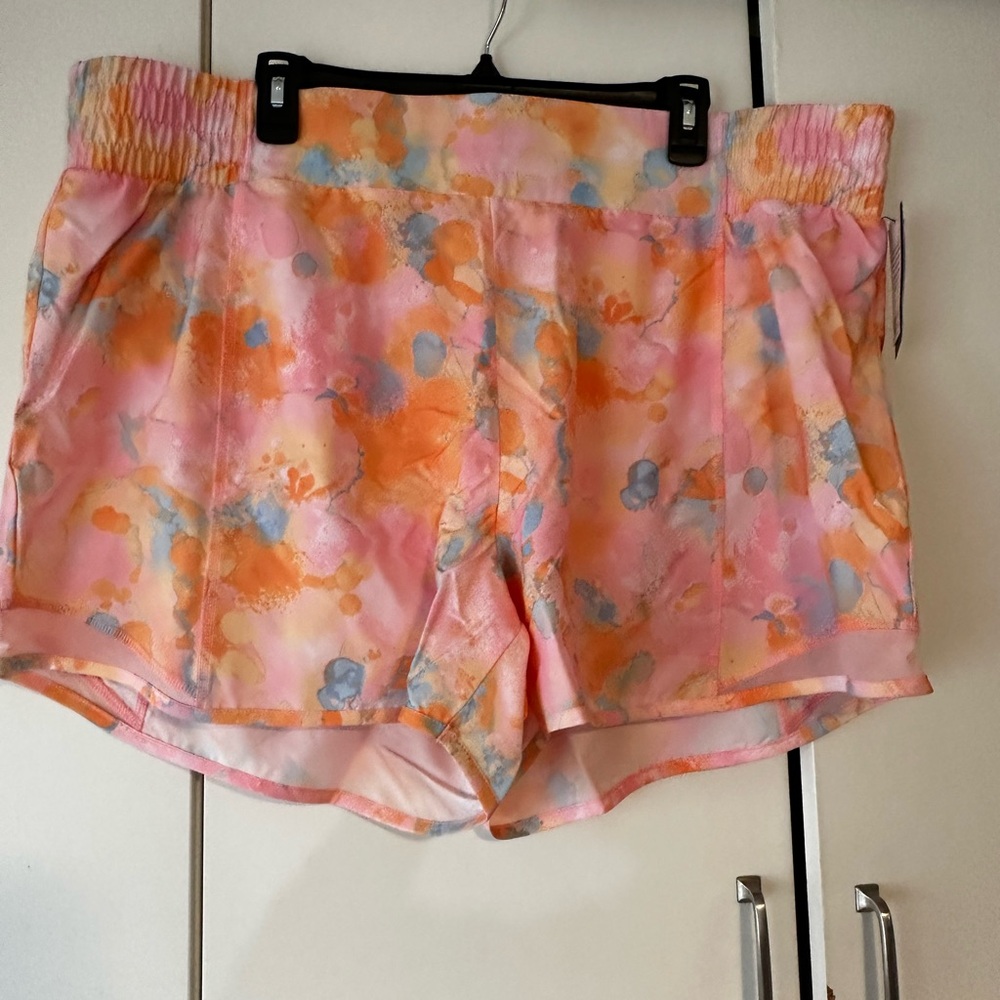 🌸 NWT Ideology 2X Pink Floral Lined Running Shorts Active Gym